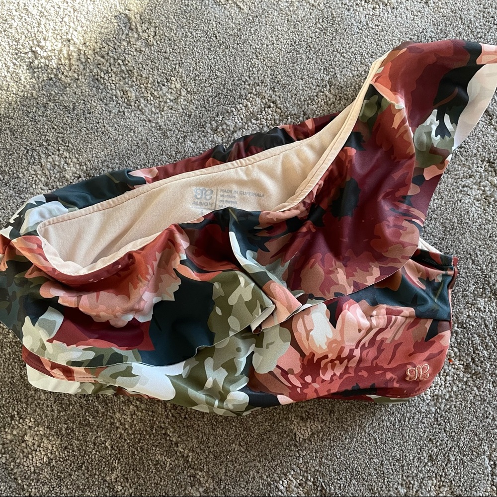 One sleeve ruffle Albion swim top